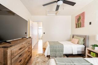 Arcadia Oasis, 4BR Ranch with Private Pool & Den - 4