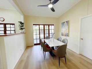 Entire 3bedroom house close to CBD - 2