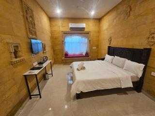 Hotel Royal Haveli - 0