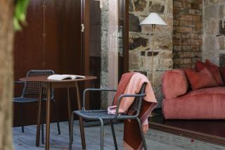 Miss Midgley's - Principals Office 1 King Bed - 7