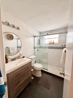 Miami Beach Escape, Walk to the Sand! - 6