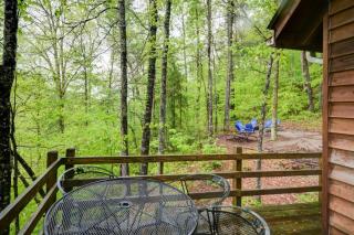 Hot Tub & WiFi - Hidden Chalet Red River Gorge KY - 5
