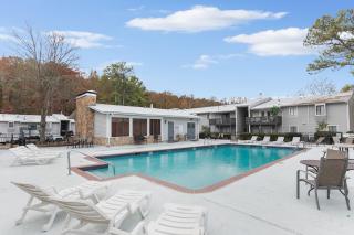 Close to Samford with fast Wi-Fi, washer, dryer and free parking - 9