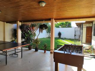 Habitación con baño, parqueo y seguridad - 4