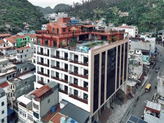 Viet Hoa Hotel & Residence Cat Ba - Rooftop Pool - 7