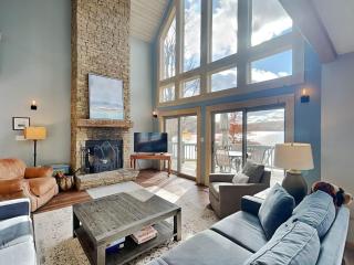 At Lakes Edge - 8