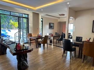 Viet Hoa Hotel & Residence Cat Ba - Rooftop Pool - 1