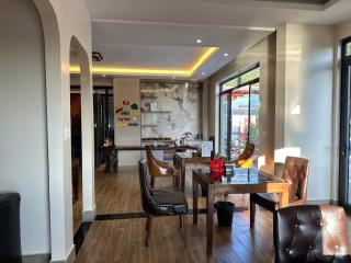 Viet Hoa Hotel & Residence Cat Ba - Rooftop Pool - 1