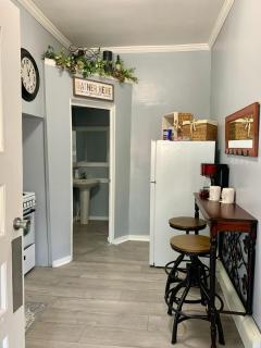 Beautiful Victorian Apartment - 1