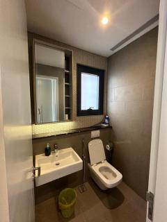 Infinity pool, Lucentia nearby TRX, PNB118, KLCC - 7