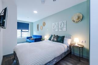 Versatile Retreat-Mid/Long Stay% - 0