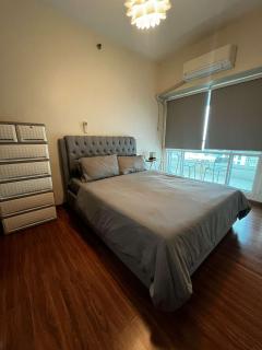 Amorsolo Tower Makati - Manila - 3