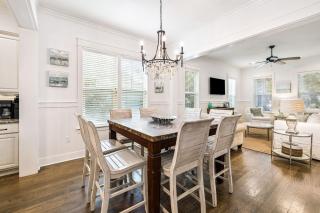 'Seas the Day' in WaterColor Beach 5 Bdrm Slps 10- Steps to Dragonfly Pool! home - 3