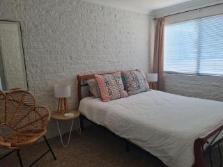 Marlin Waters Holiday Unit 6 walk to beach and river Linen & Wifi Bermagui - 7