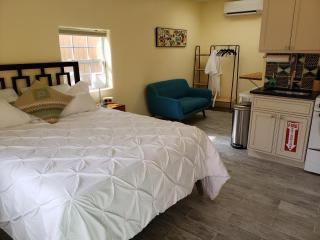 Hummingbird Haven Casita in Santa Fe, NM - 8