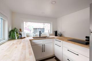 Stay Portland - The Tiny Farmhouse on Alberta - 2