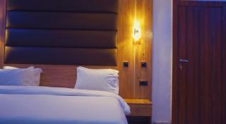 De New Dawn Hotel - 4