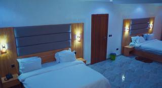 De New Dawn Hotel - 2