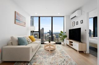 Home in the Sky 2BR Apt with City and River View - 8