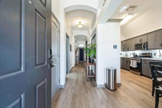 Relaxing College Station Retreat with Hot Tub home - 2