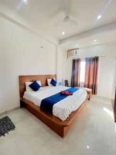 Hotel Govind priya dham - 2