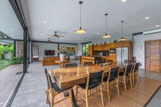 Xanadu - Luxury 5BR Ubud Retreat with Large Pool & Rice Fields - 6