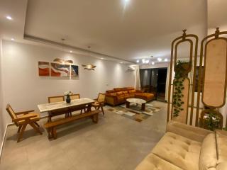 Yetou's Apartment - 3