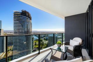 Luxury Oracle Tower 1 Luxe Retreat 2BR Level 29 - 3