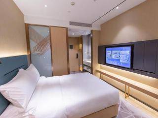 ZMAX Hotels Shenzhen Lianhuacun Metro Station - 1