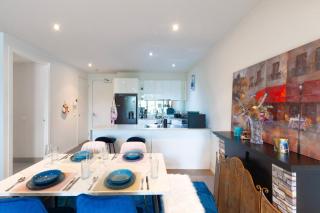 Riverside Retreat by Waters Edge - 1