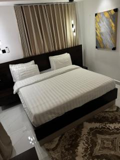 The Helios Apartment - 6