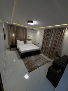 The Helios Apartment - 3