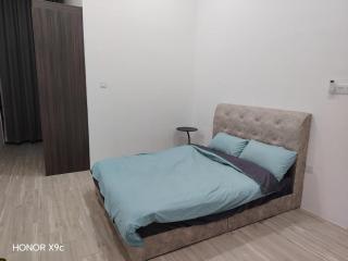 The Podium - MAX 5 pax Brand new 2025 - 2