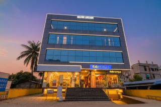 FabHotel Penthouse - A K Dev Road - 0