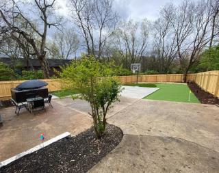 New Listing The Playhouse with Spa Games & More - 4