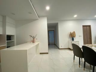 Sunwah Pearl - River View - 7