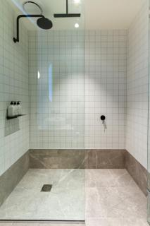 The Ultimate Central City Stay with Garage - 1