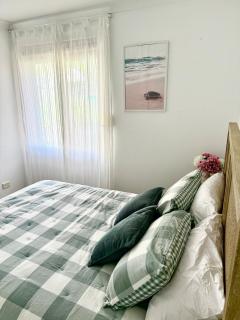 Family Beach House! Pet Friendly, Close to Parks! - 7