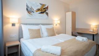 Kikelet Club Hotel - 1