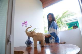 Aura Diamond International Wellness & Luxury Stays - 2