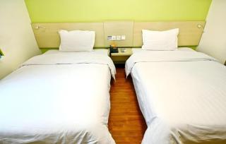 7 Days Inn Xi'an Railway Station - 9