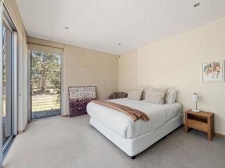 Hundred Acre Woodland Retreat - 6