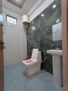 Raj & Mountain view home stay - 9