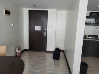 Lancaster Hotel Manila Executive Suite Room 1001 - 3