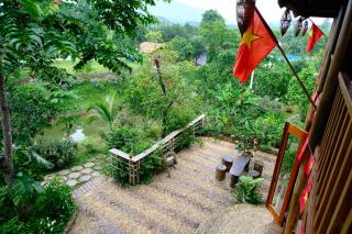 Nhà sàn cộng dồng - The Valley Farm - 2