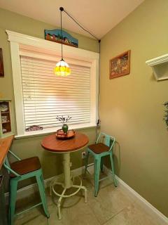 A perfect getaway by the sea in North Nanaimo - 1