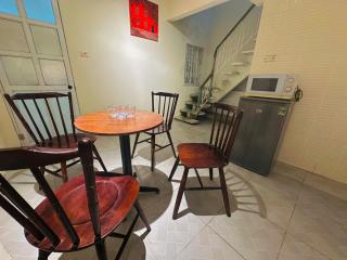 The Heart Of Old Quarter 2 BR - Free Laundry - Kitchen - 5