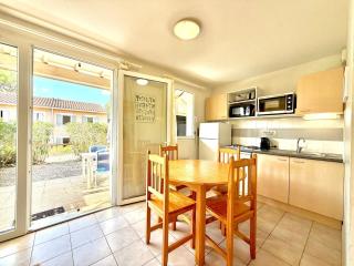 Domaine Soleil & Vignes, 4 pers Piscine à Calvisson - 3