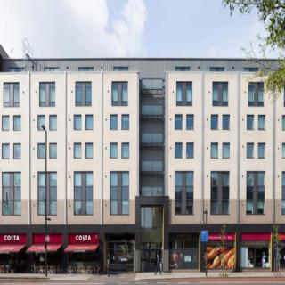 Student only Elegant Studio at HIghbury I - 1