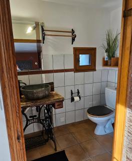 Chambre d'hôtes et de charme "Au Clos des Ammonites chez Ange&Sébastien " - 3